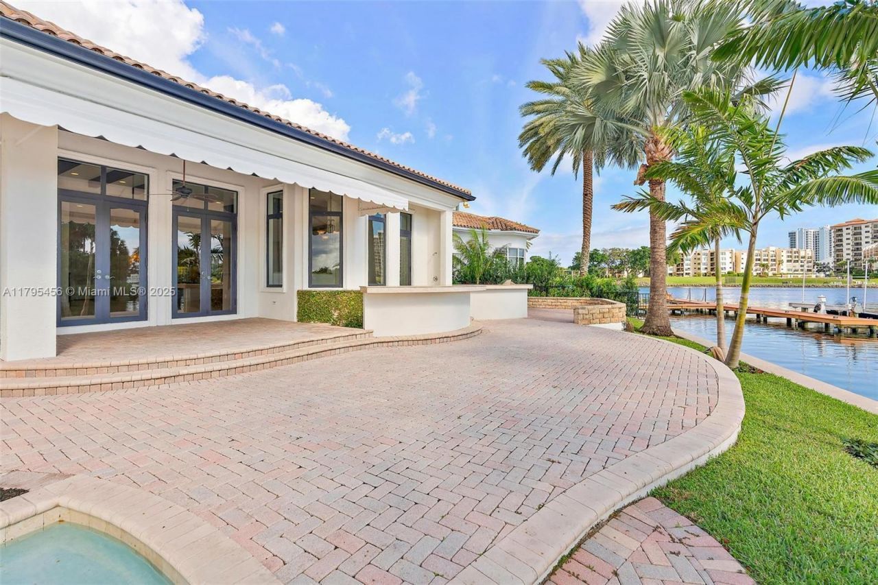 848 Harbour Isle Place, North Palm Beach, FL 33410 Photo