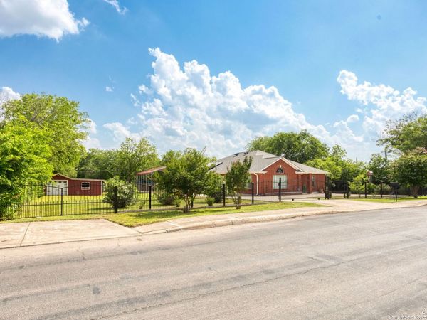 2208 / 2212 Arbor Pl, San Antonio, TX 78207