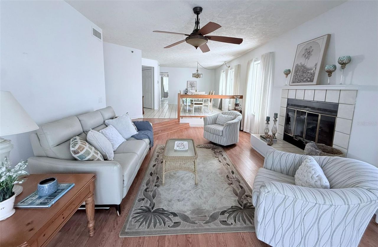 111 Tidy Island Boulevard, Bradenton, FL 34210 Photo