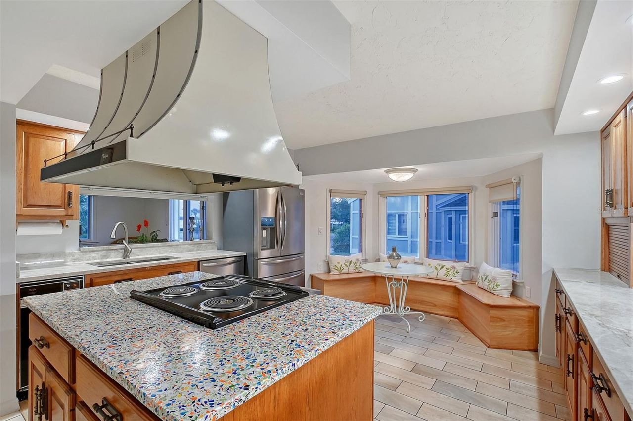 111 Tidy Island Boulevard, Bradenton, FL 34210 Photo