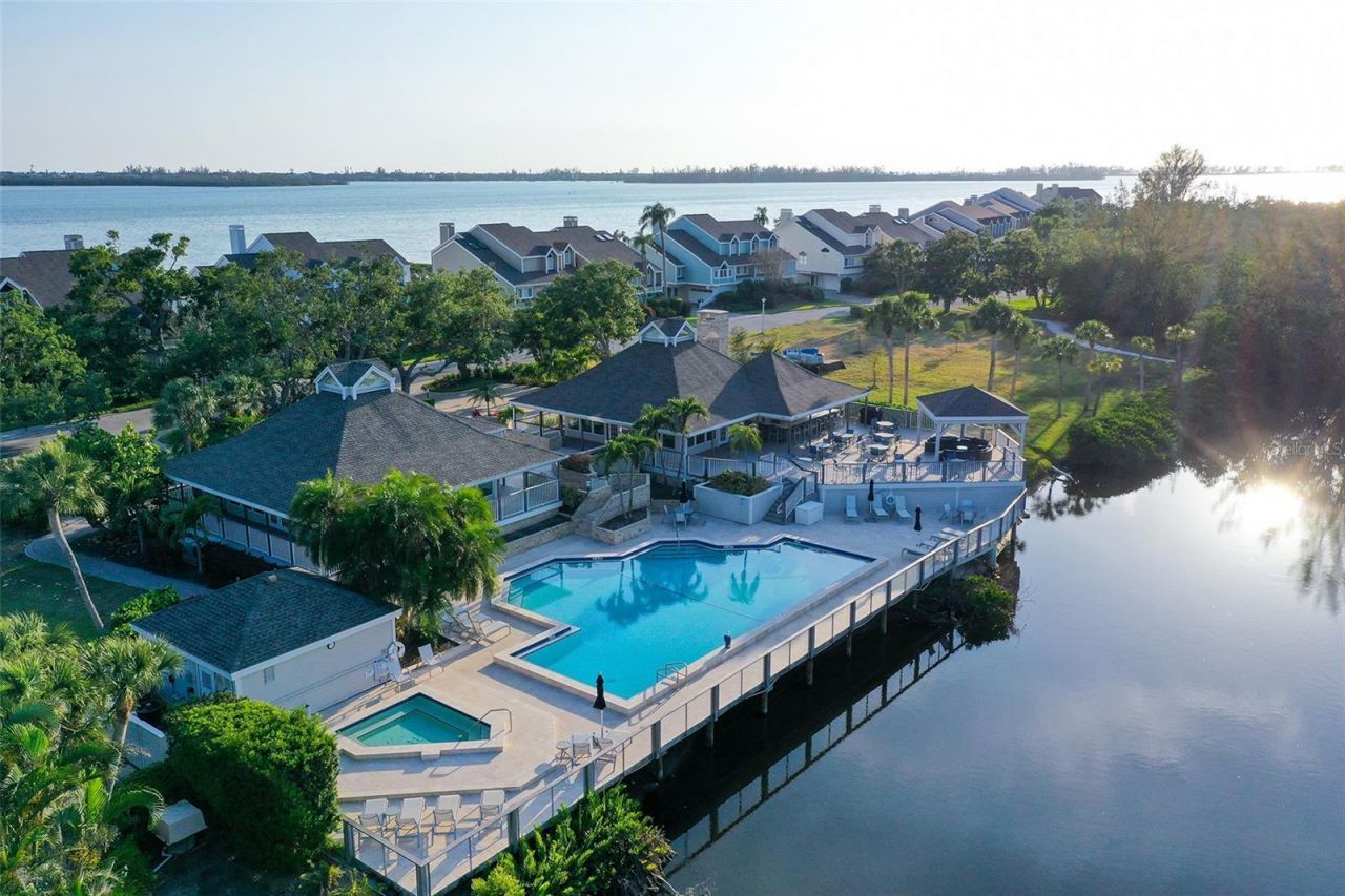 111 Tidy Island Boulevard, Bradenton, FL 34210 Photo