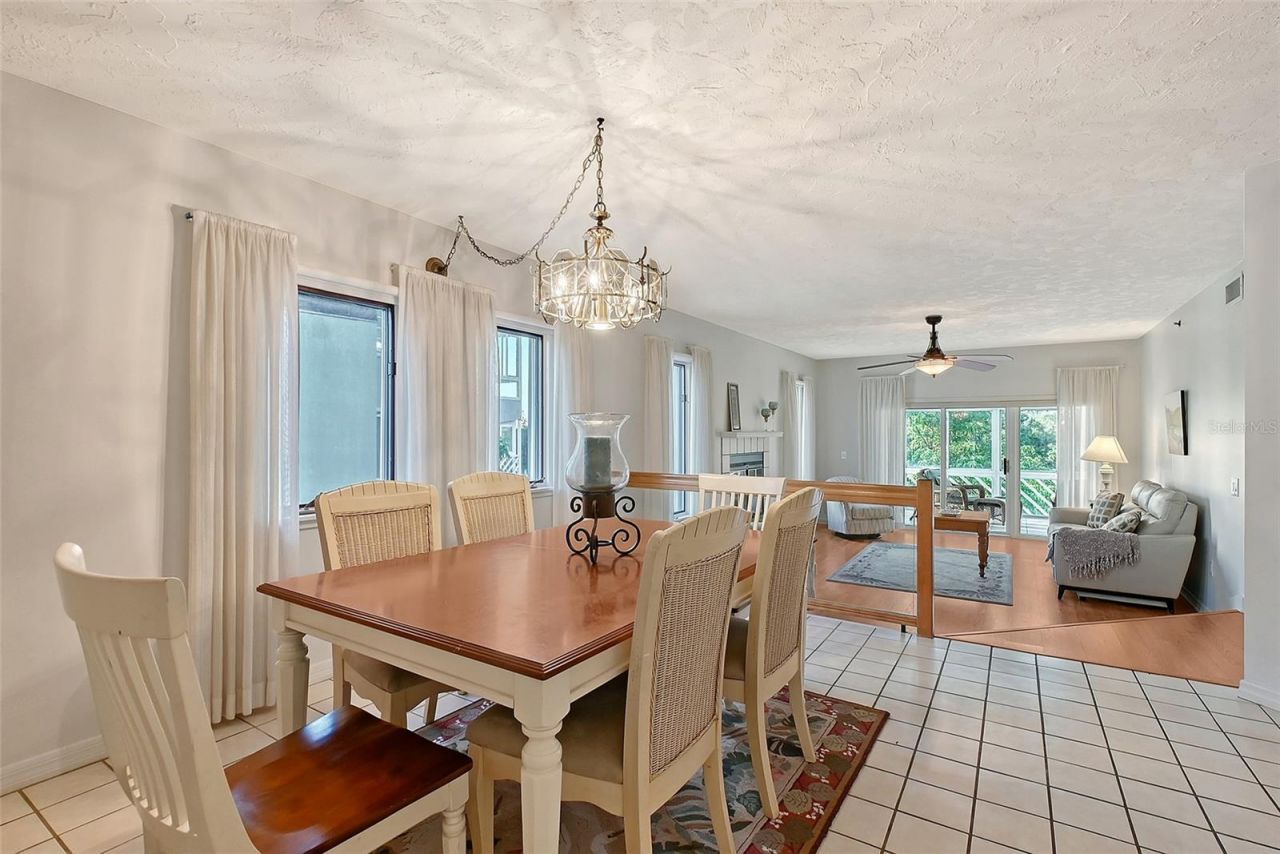 111 Tidy Island Boulevard, Bradenton, FL 34210 Photo