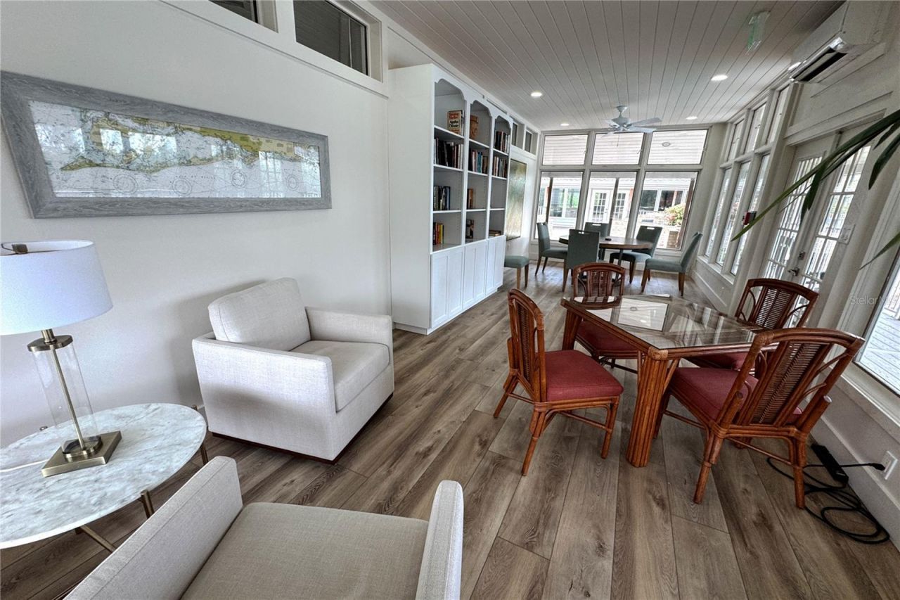 111 Tidy Island Boulevard, Bradenton, FL 34210 Photo