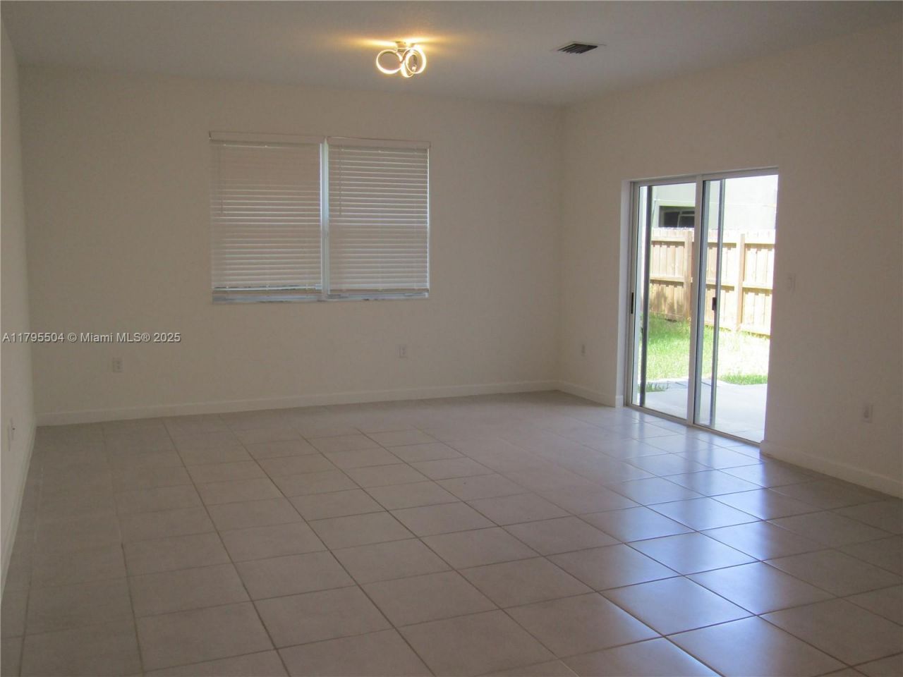 1414 SE 26th Ter, Homestead, FL 33035 Photo