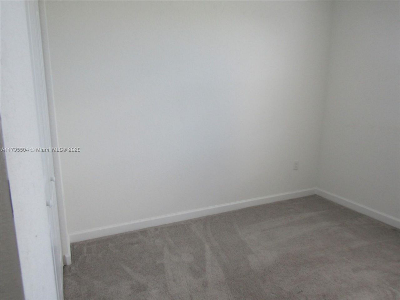 1414 SE 26th Ter, Homestead, FL 33035 Photo