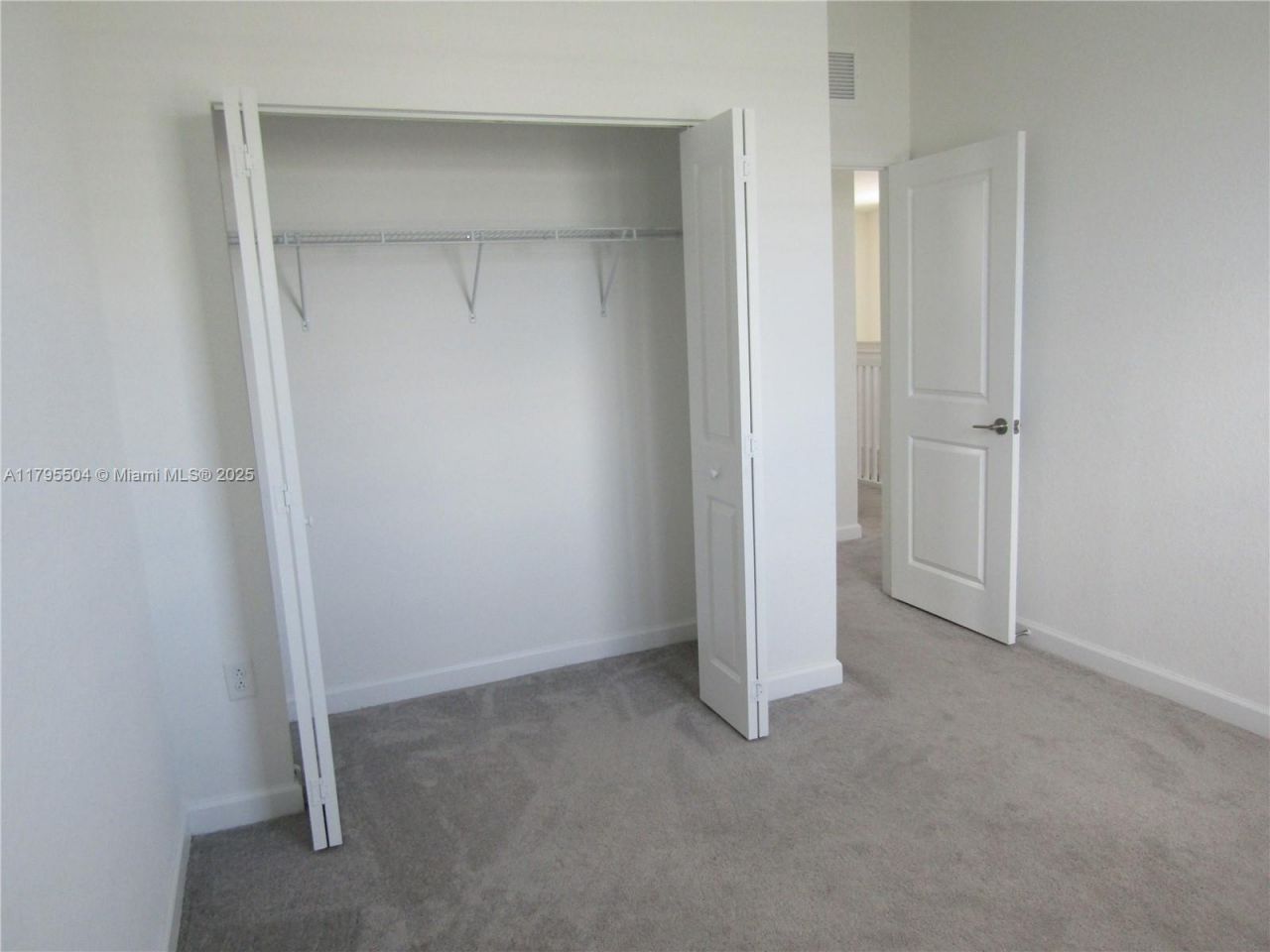 1414 SE 26th Ter, Homestead, FL 33035 Photo