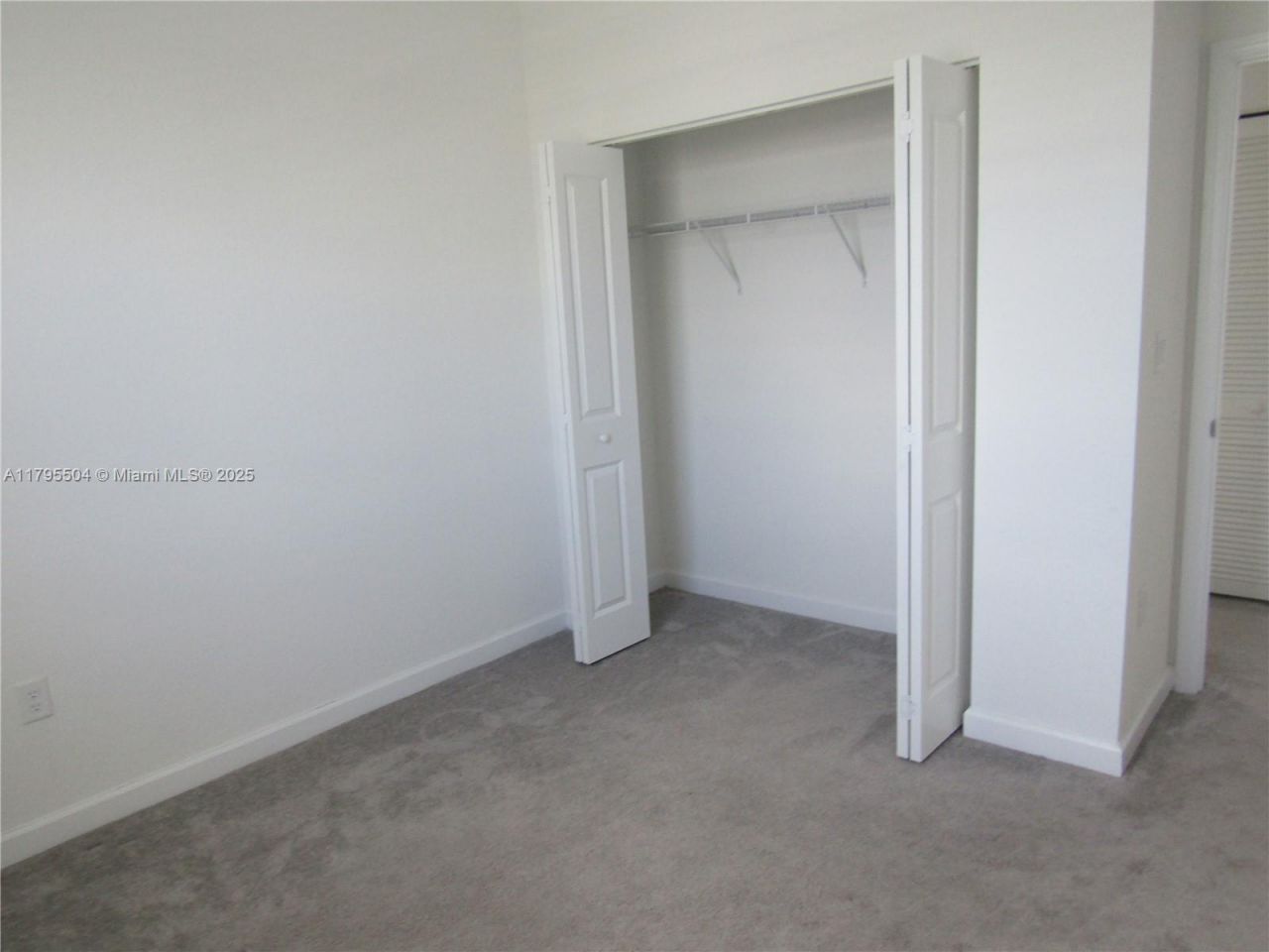 1414 SE 26th Ter, Homestead, FL 33035 Photo