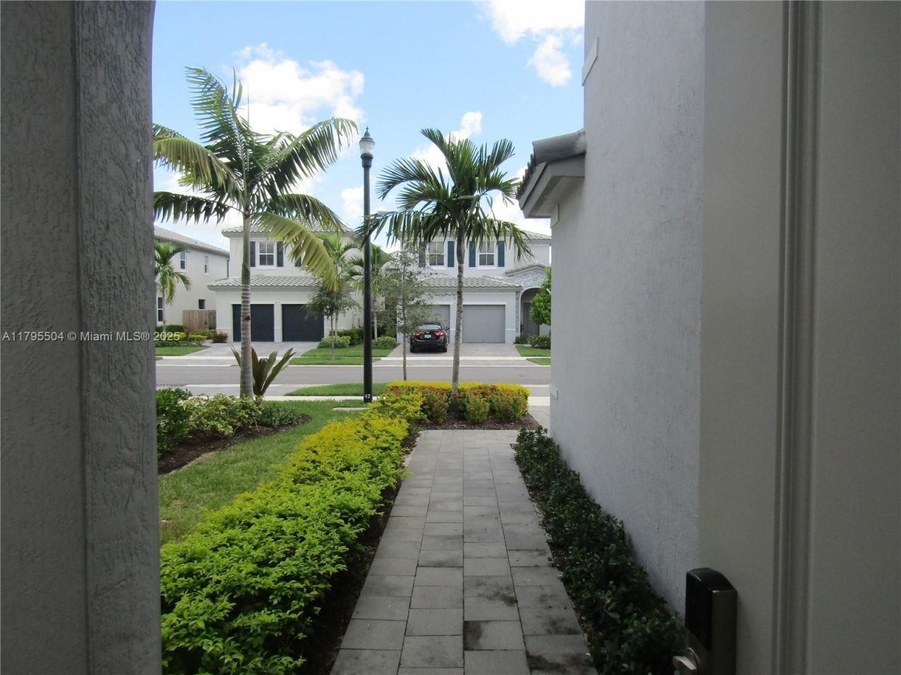 1414 SE 26th Ter, Homestead, FL 33035 Photo