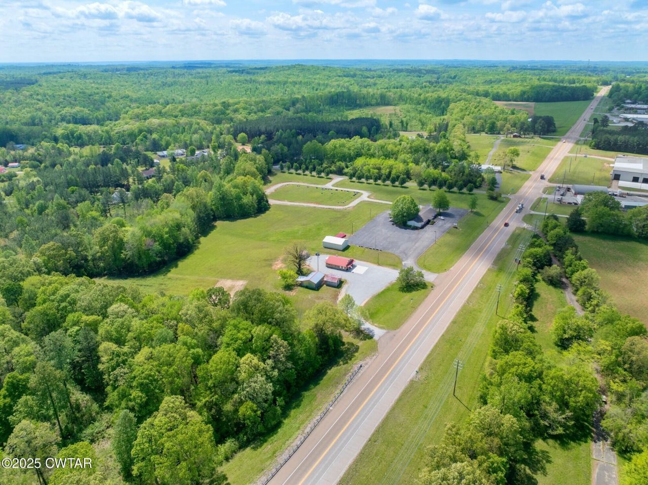 2598 Tennessee Avenue N, Parsons, TN 38363 Main Photo