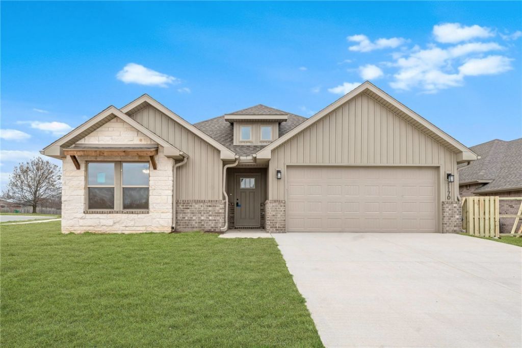 1170 Ari Avenue, Centerton, AR 72719 Main Photo