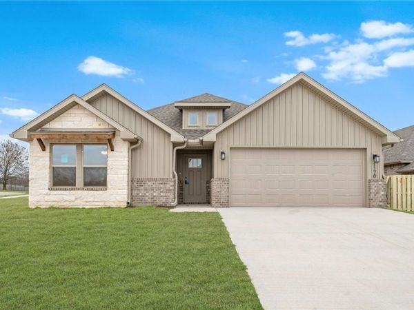 1170 Ari Avenue, Centerton, AR 72719