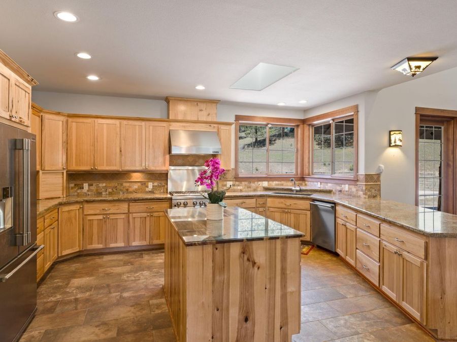 Property Image 77