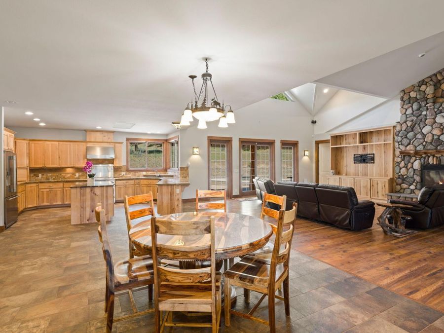 Property Image 82