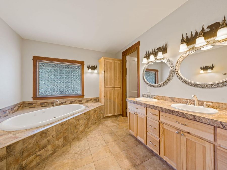 Property Image 89