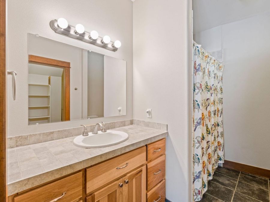 Property Image 93