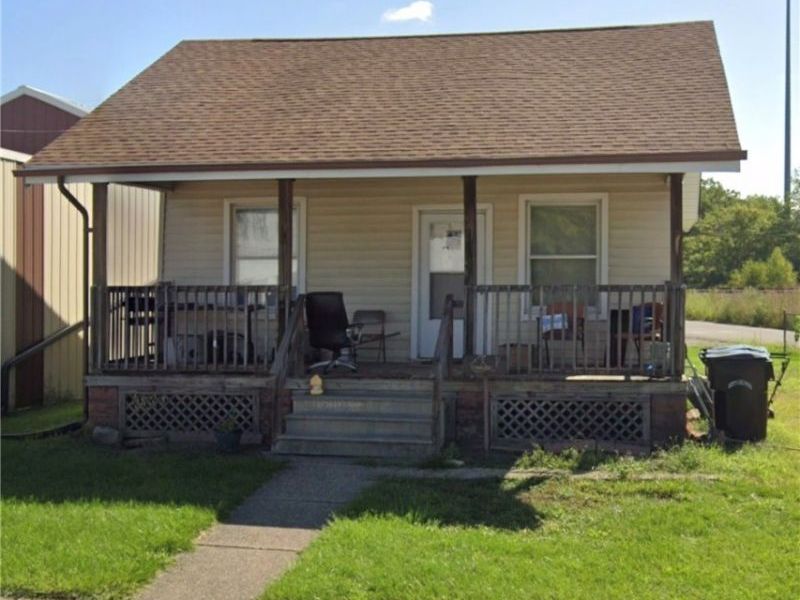 164 Woodbury Street, Elyria, OH 44035 Photo 2