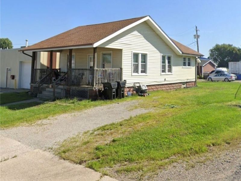 164 Woodbury Street, Elyria, OH 44035 Photo 4