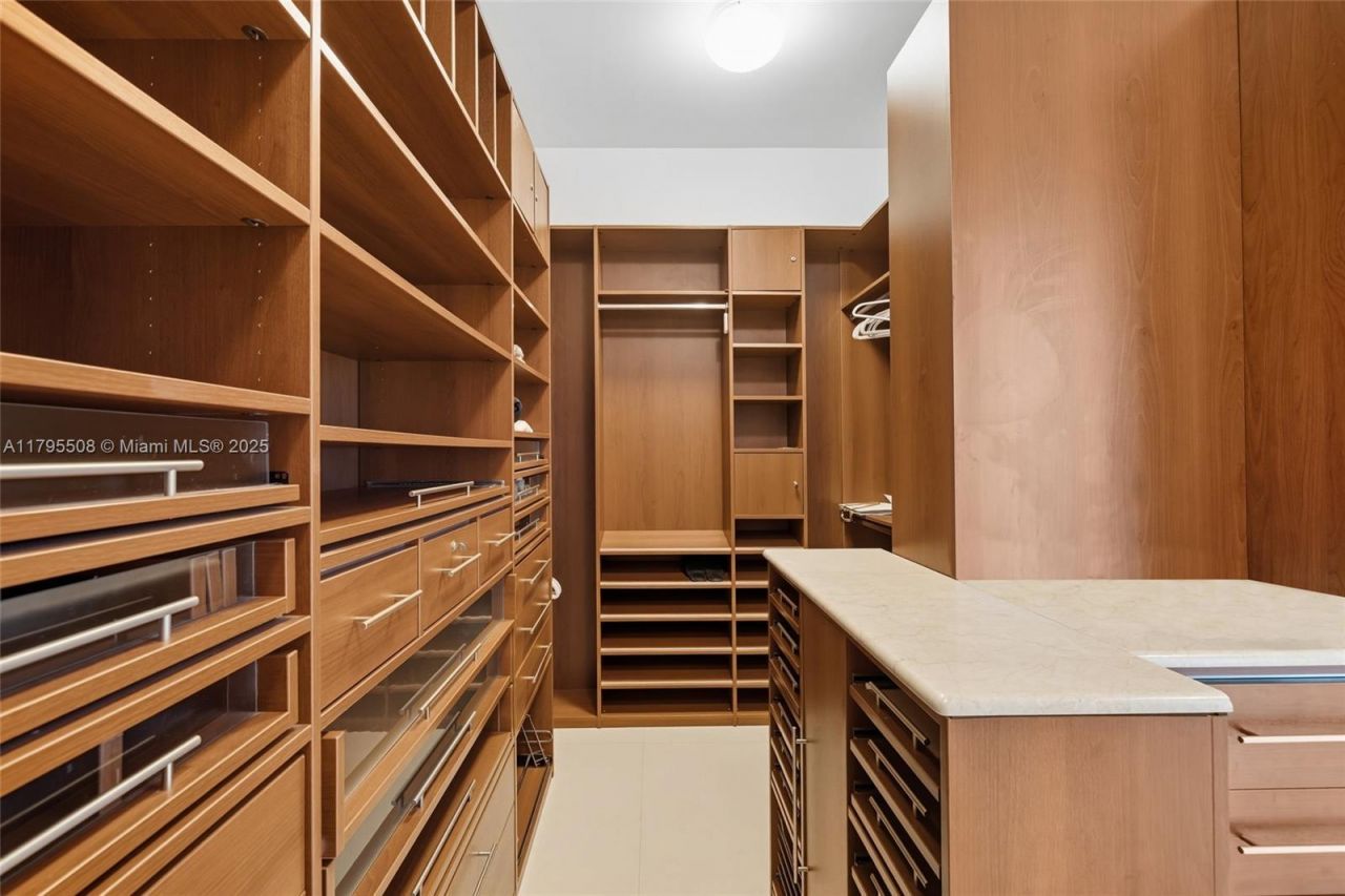 7141 Fisher Island Dr, Unit 7141, Miami Beach, FL 33109 Photo