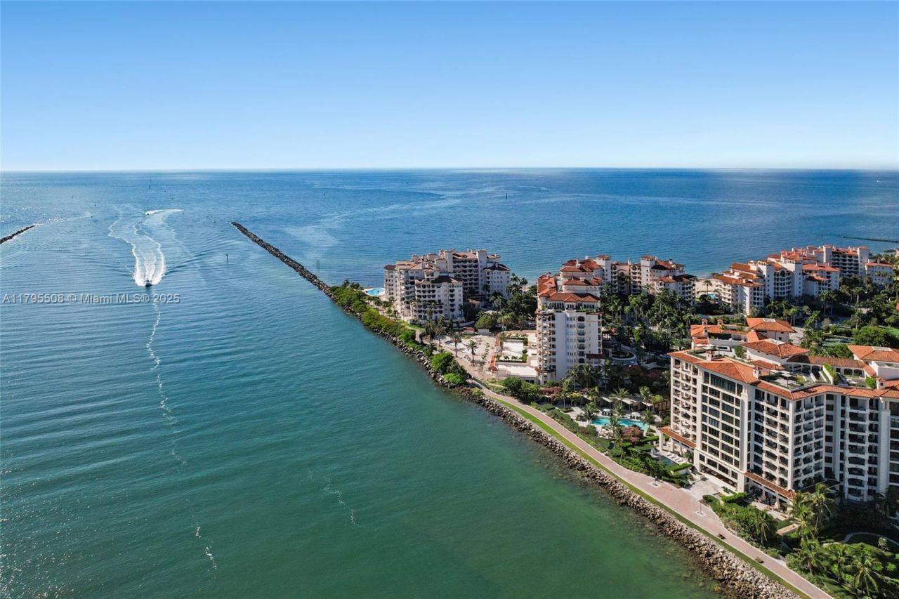 7141 Fisher Island Dr, Unit 7141, Miami Beach, FL 33109 Photo