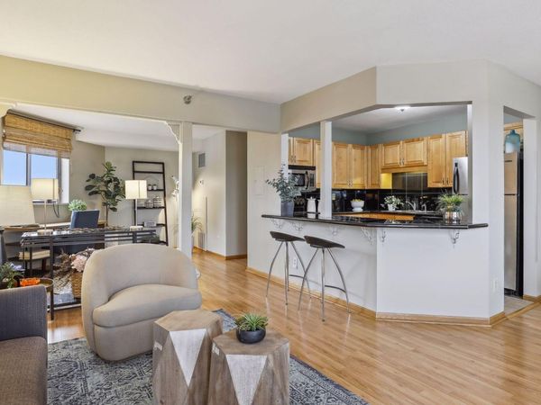 78 10th Street E, Unit 901, Saint Paul, MN 55101