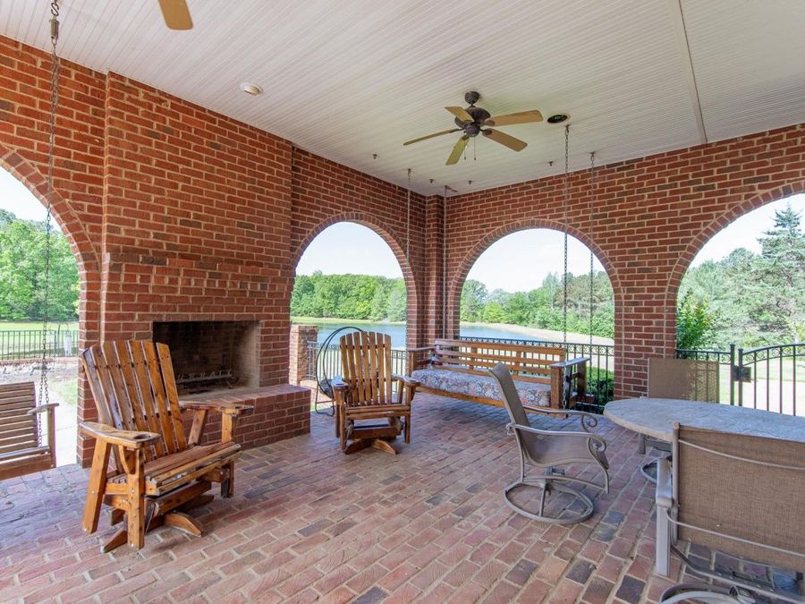 Property Image 37