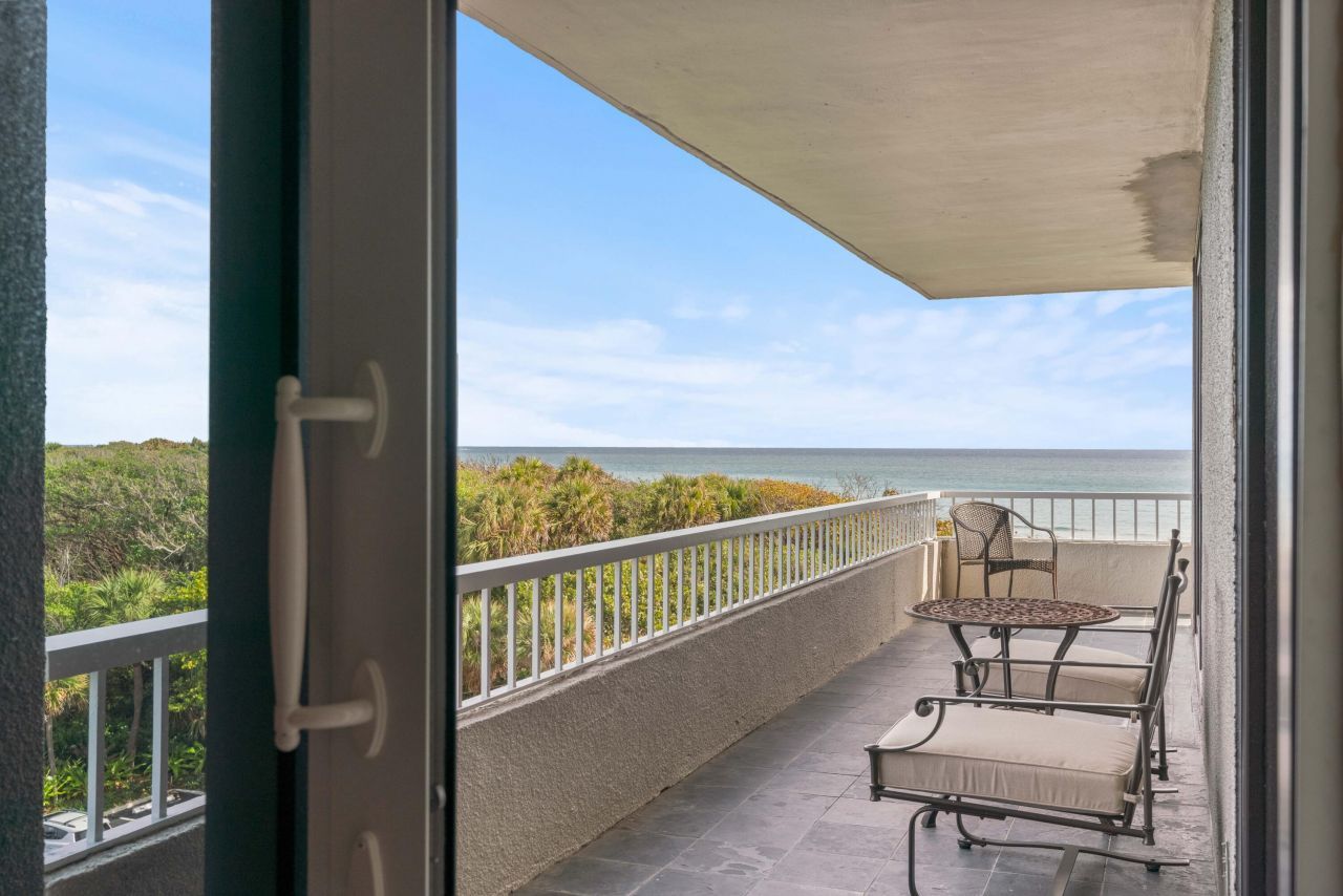 5550 N Ocean Drive, Unit 5c, Singer Island, FL 33404 Photo