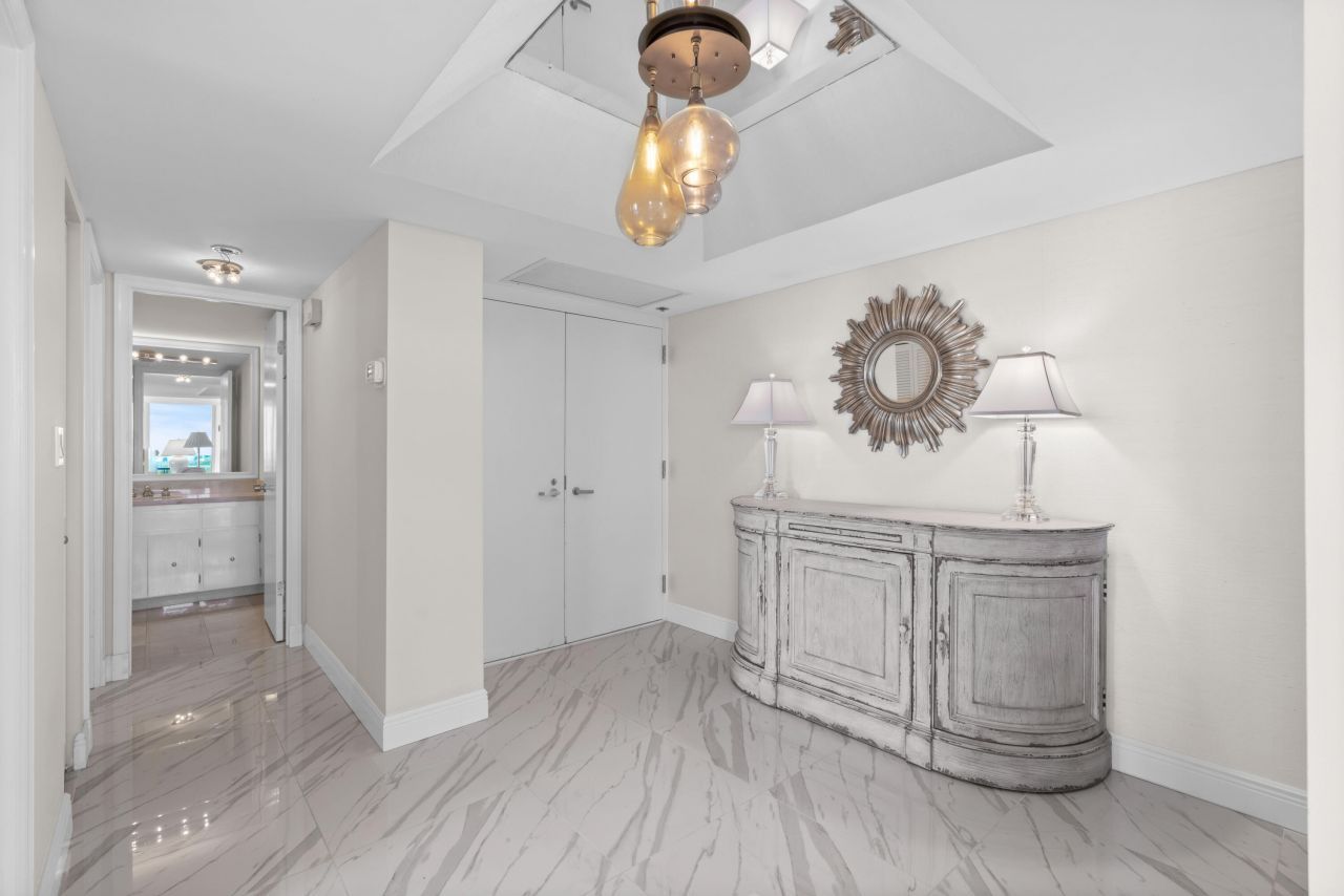 5550 N Ocean Drive, Unit 5c, Singer Island, FL 33404 Photo