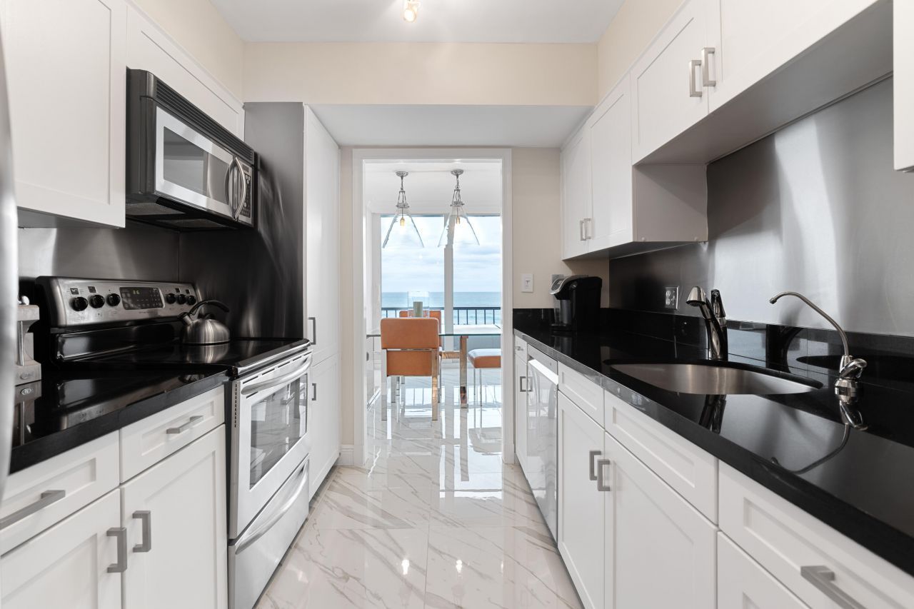 5550 N Ocean Drive, Unit 5c, Singer Island, FL 33404 Photo