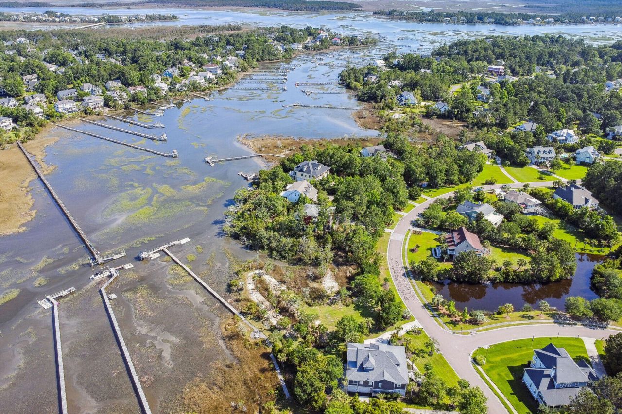 314 Commonwealth Road Photo 8