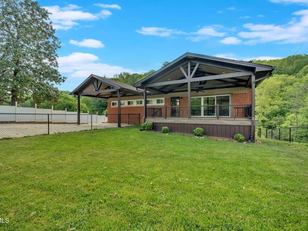 3749 Hemlock Park Circle, Kingsport, TN 37663