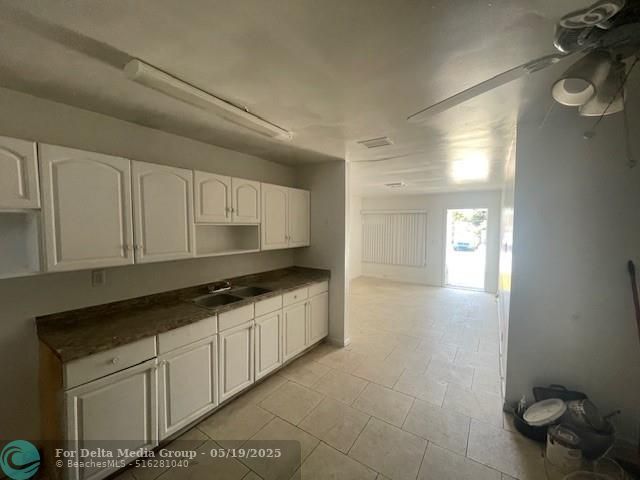 1104 W 24th St, Riviera Beach, FL 33404 Photo