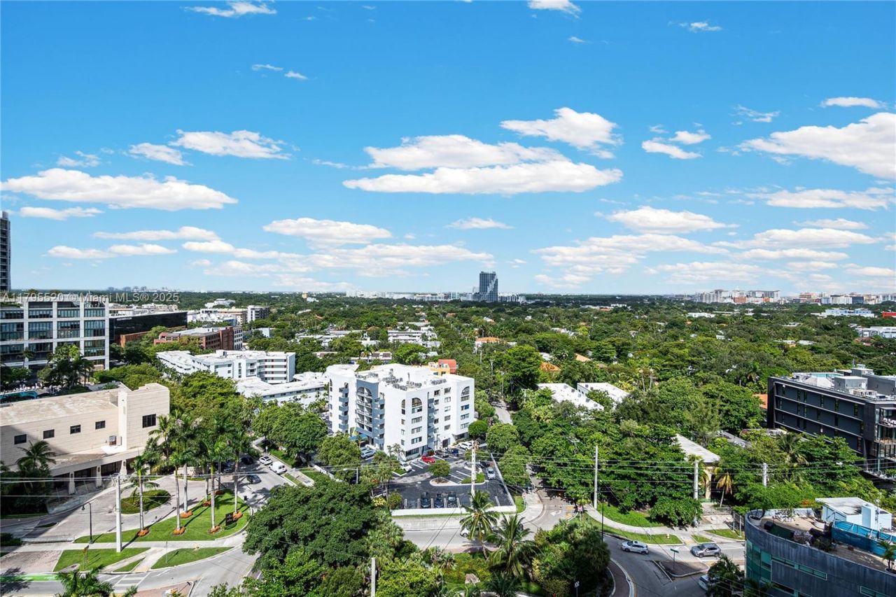 2678 Tigertail Ave, Unit 1205, Miami, FL 33133 Photo