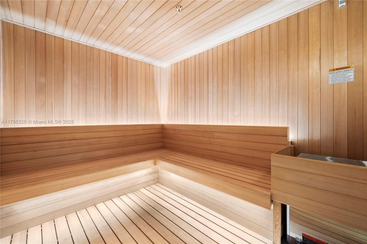 2678 Tigertail Ave, Unit 1205, Miami, FL 33133 Photo