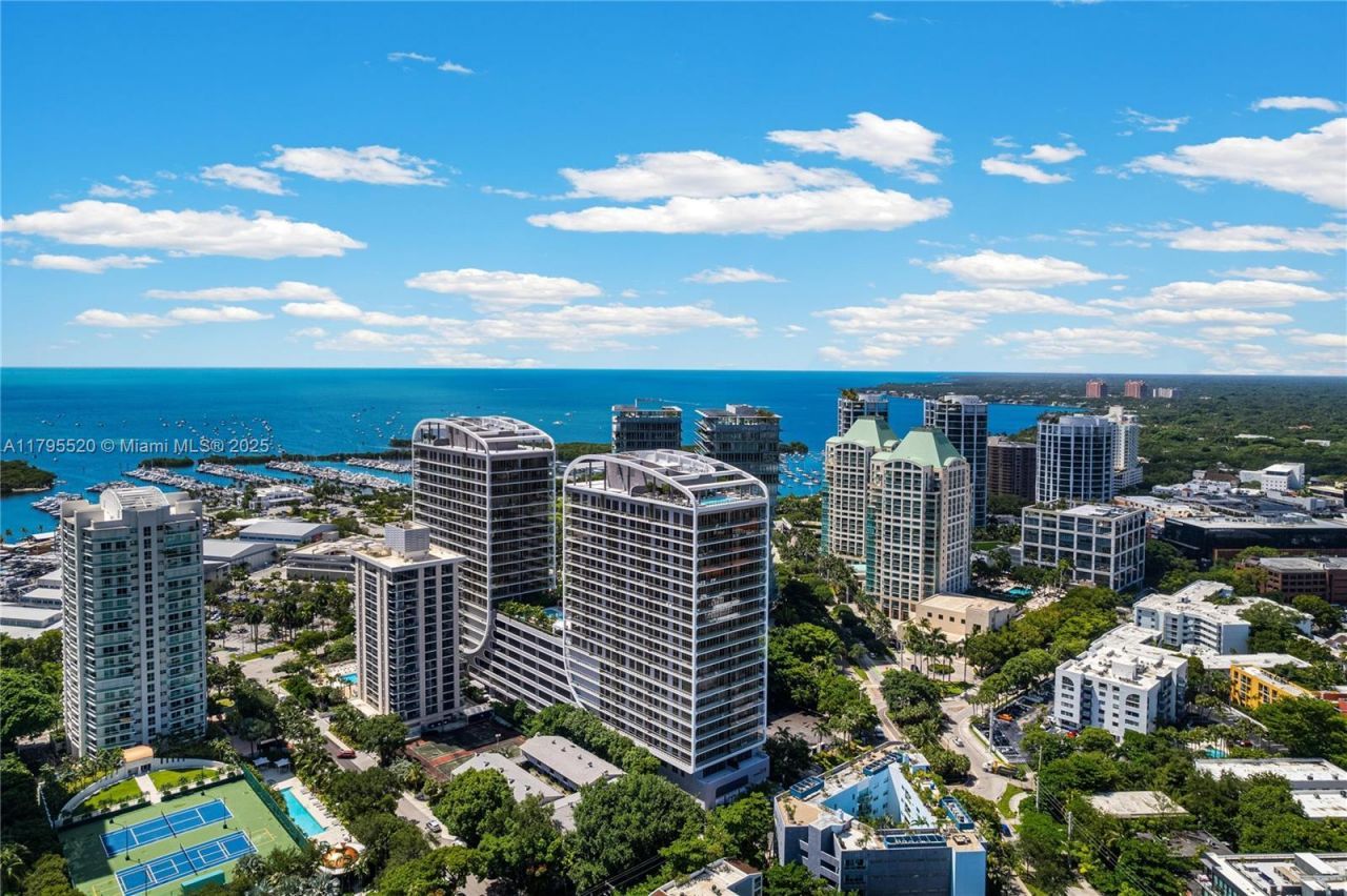 2678 Tigertail Ave, Unit 1205, Miami, FL 33133 Photo