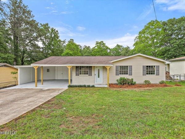 210 NE Jadek Drive, Magee, MS 39111