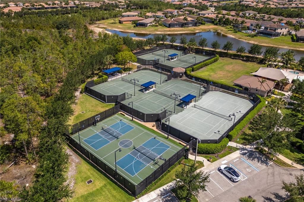 3412 Atlantic Cir, Naples, FL 34119 Photo