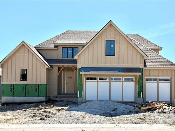 17441 Parkhill Street, Overland Park, KS 66221