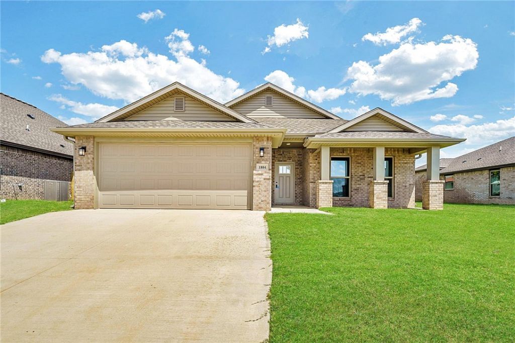 1804 Porter Street, Pea Ridge, AR 72751 Main Photo