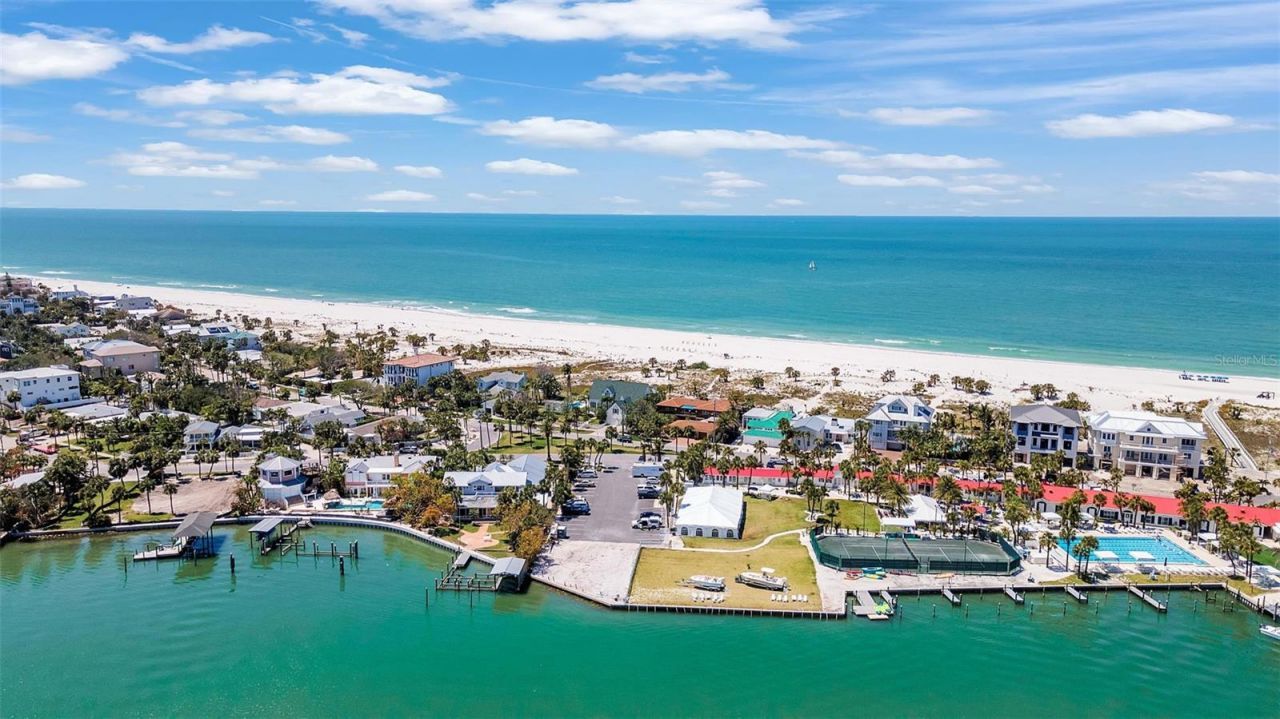 1058 Eldorado Avenue, Clearwater Beach, FL 33767 Photo