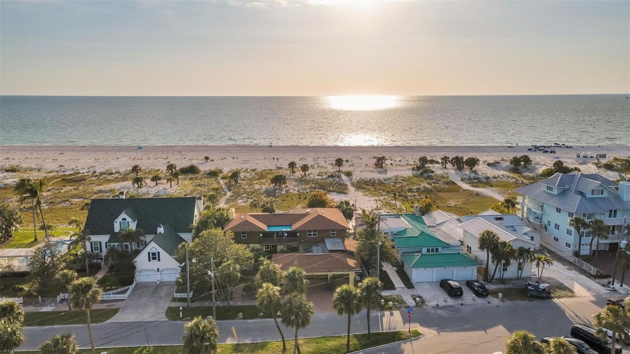 1058 Eldorado Avenue, Clearwater Beach, FL 33767 Photo