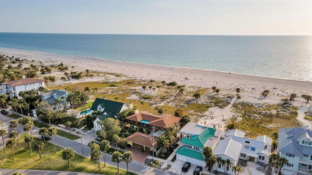 1058 Eldorado Avenue, Clearwater Beach, FL 33767 Photo