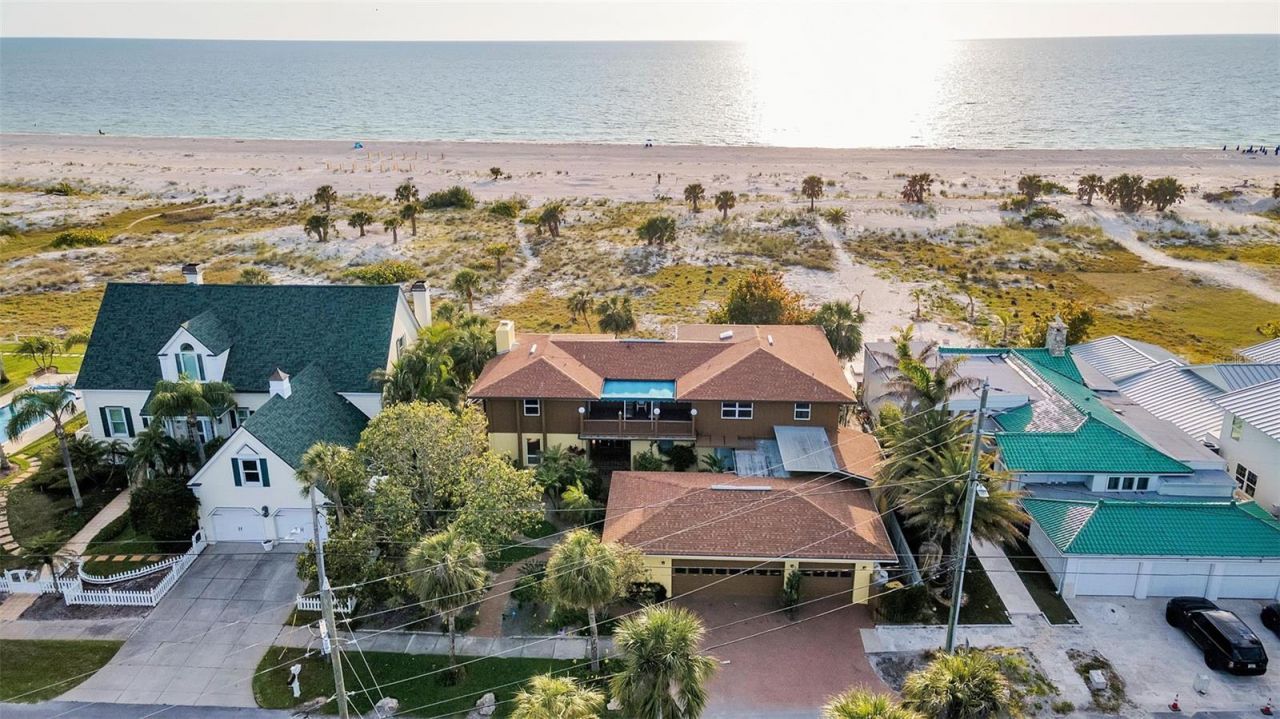 1058 Eldorado Avenue, Clearwater Beach, FL 33767 Photo