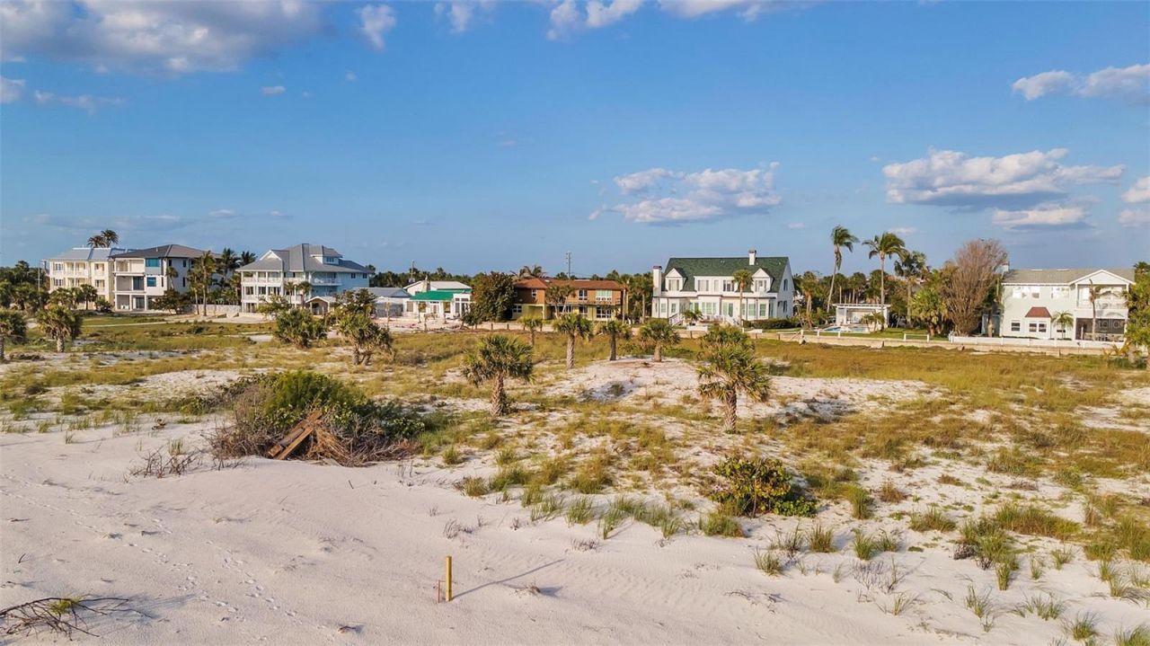 1058 Eldorado Avenue, Clearwater Beach, FL 33767 Photo