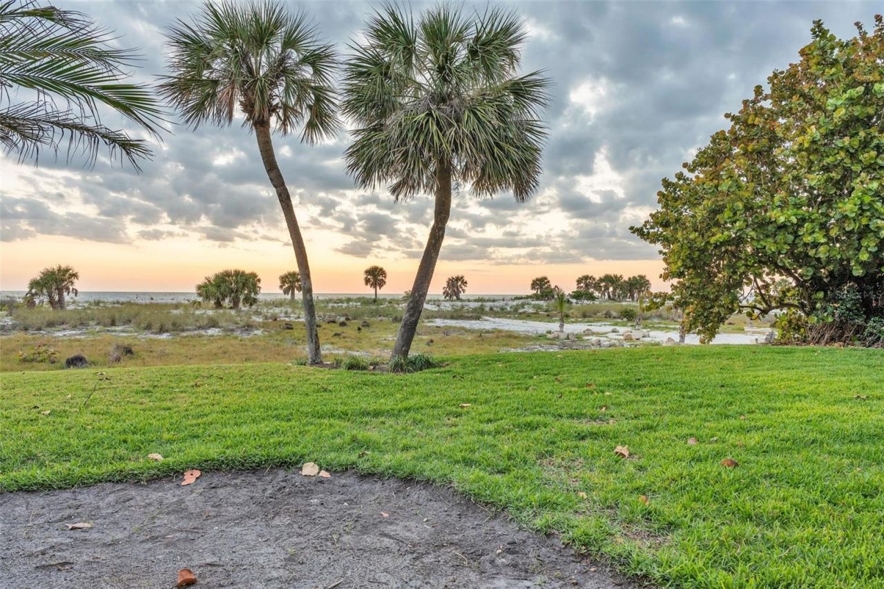 1058 Eldorado Avenue, Clearwater Beach, FL 33767 Photo