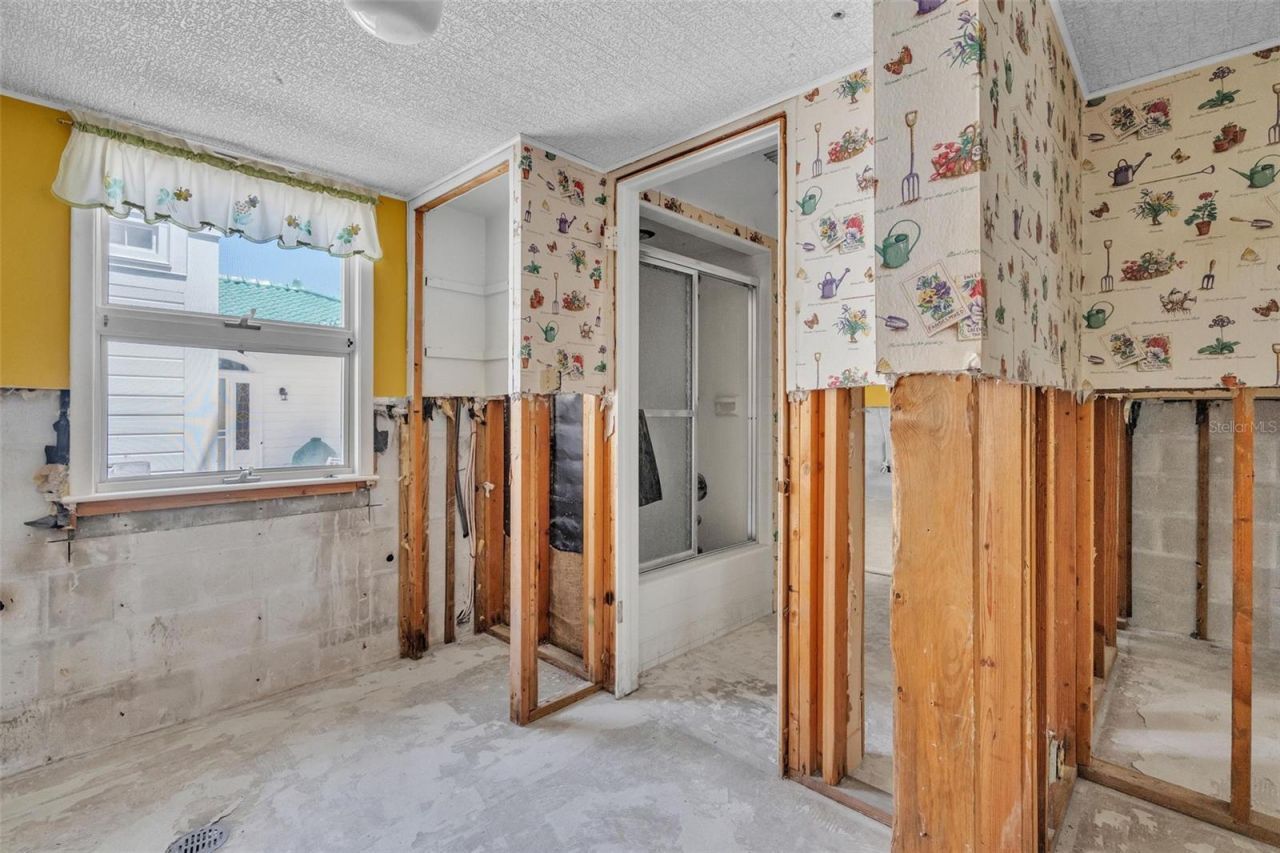 1058 Eldorado Avenue, Clearwater Beach, FL 33767 Photo