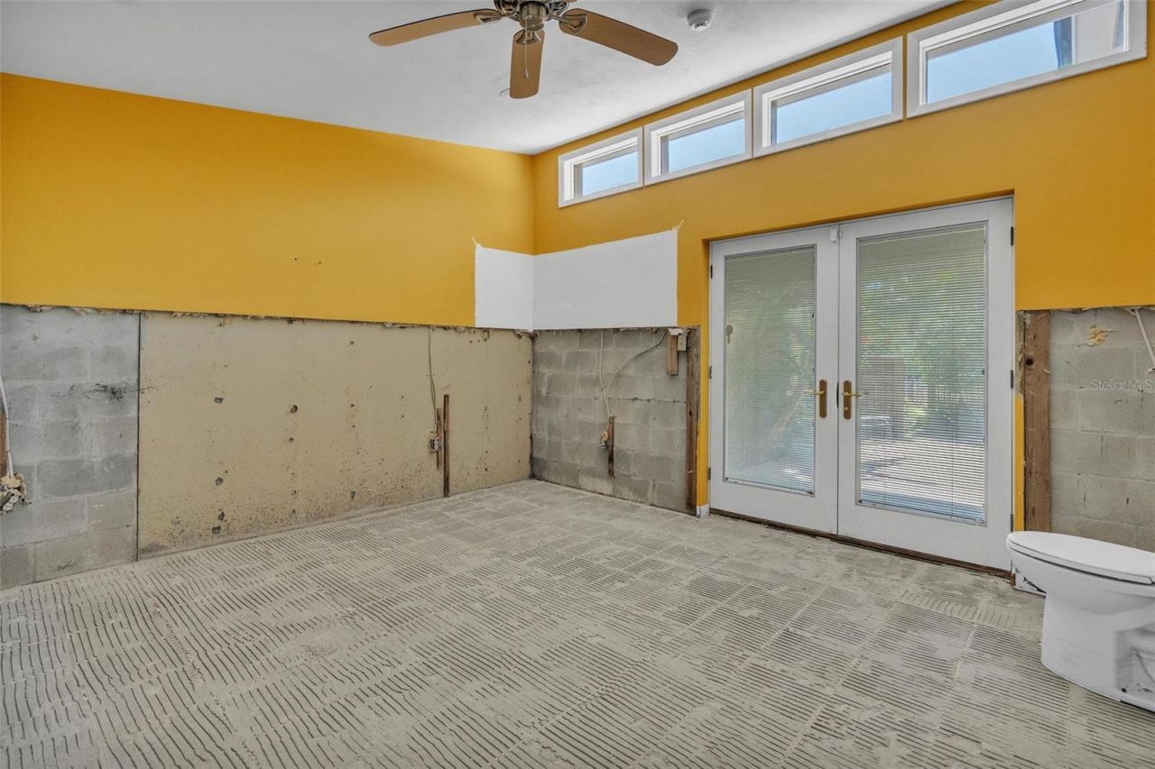 1058 Eldorado Avenue, Clearwater Beach, FL 33767 Photo