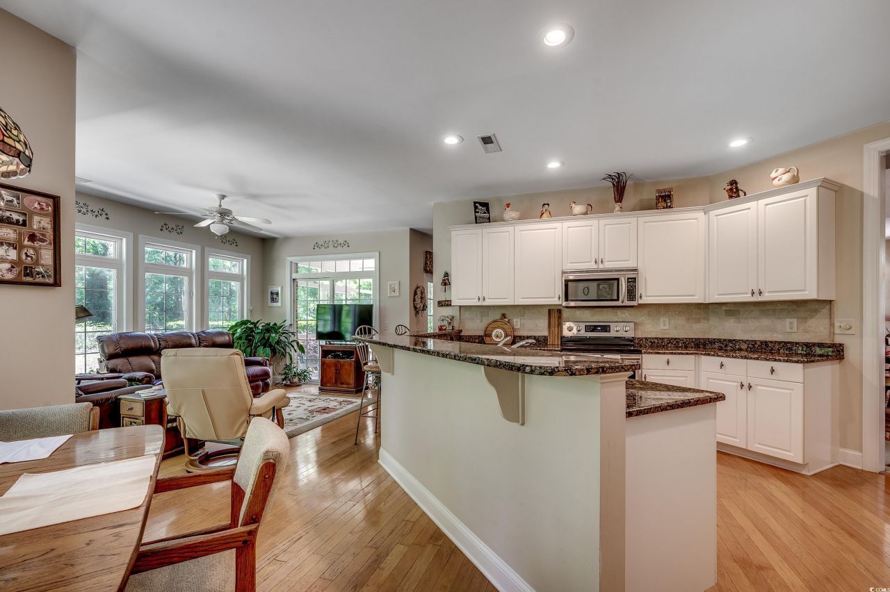 4363 Parkland Dr. Photo 5