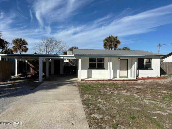 3733 Benbow Street, Panama City Beach, FL 32408