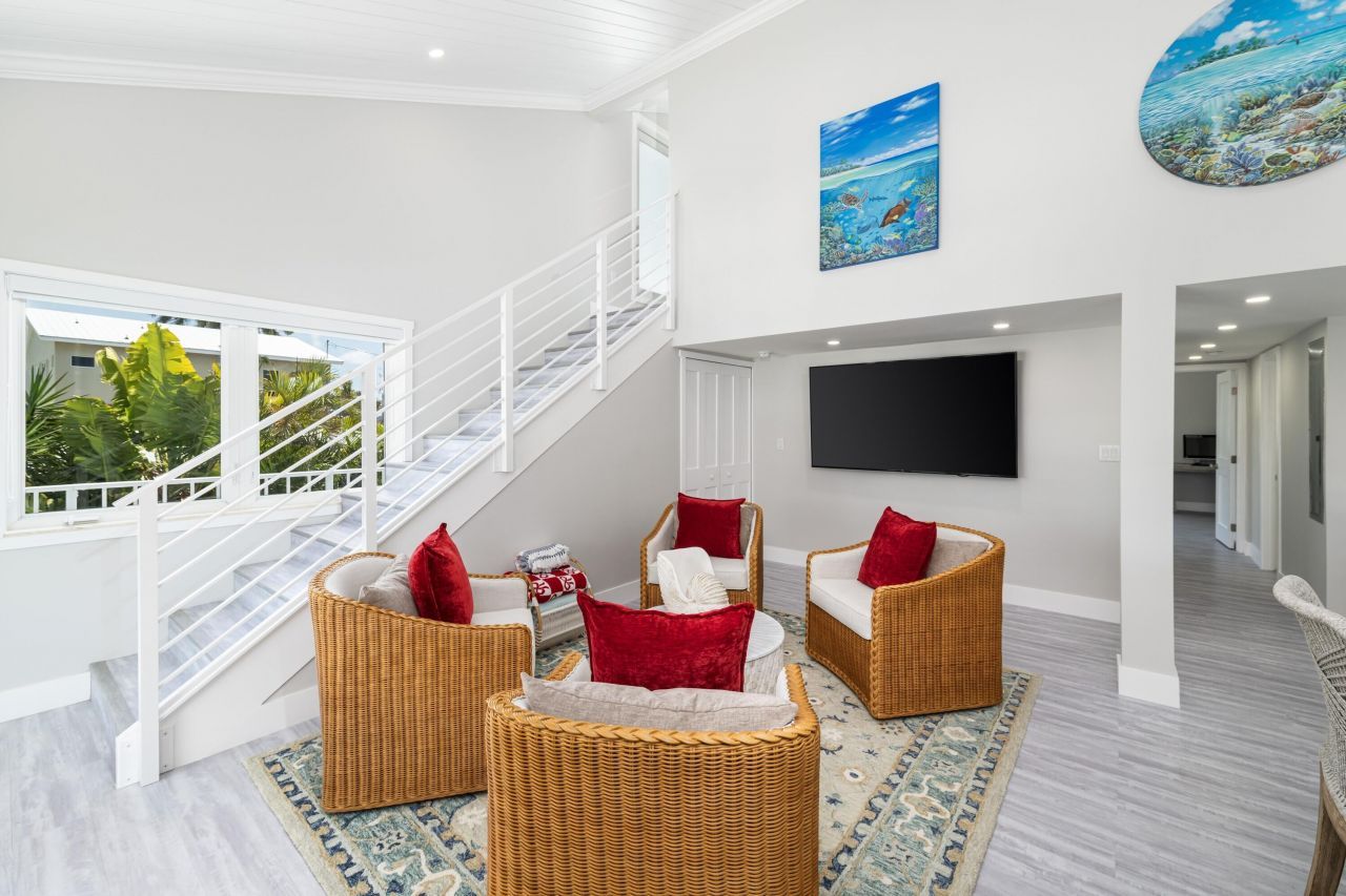 334 E Seaview Drive, Duck Key, FL 33050 Photo