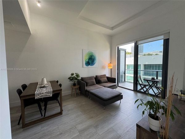 121 NE 34th St, Unit L601, Miami, FL 33137